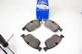 ATE Front Disc Brake Pad Set - 31445985